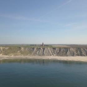 Bovbjerg klint og fyr set fra havet